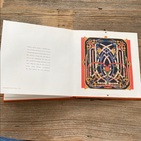 Hermès Pop-Up Book - Picture 16 of 17